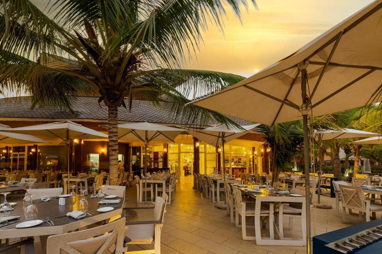 Movenpick Resort Lamantin Saly Exterior photo