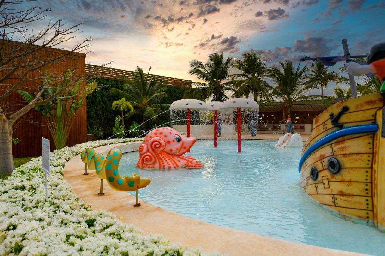 Movenpick Resort Lamantin Saly Exterior photo