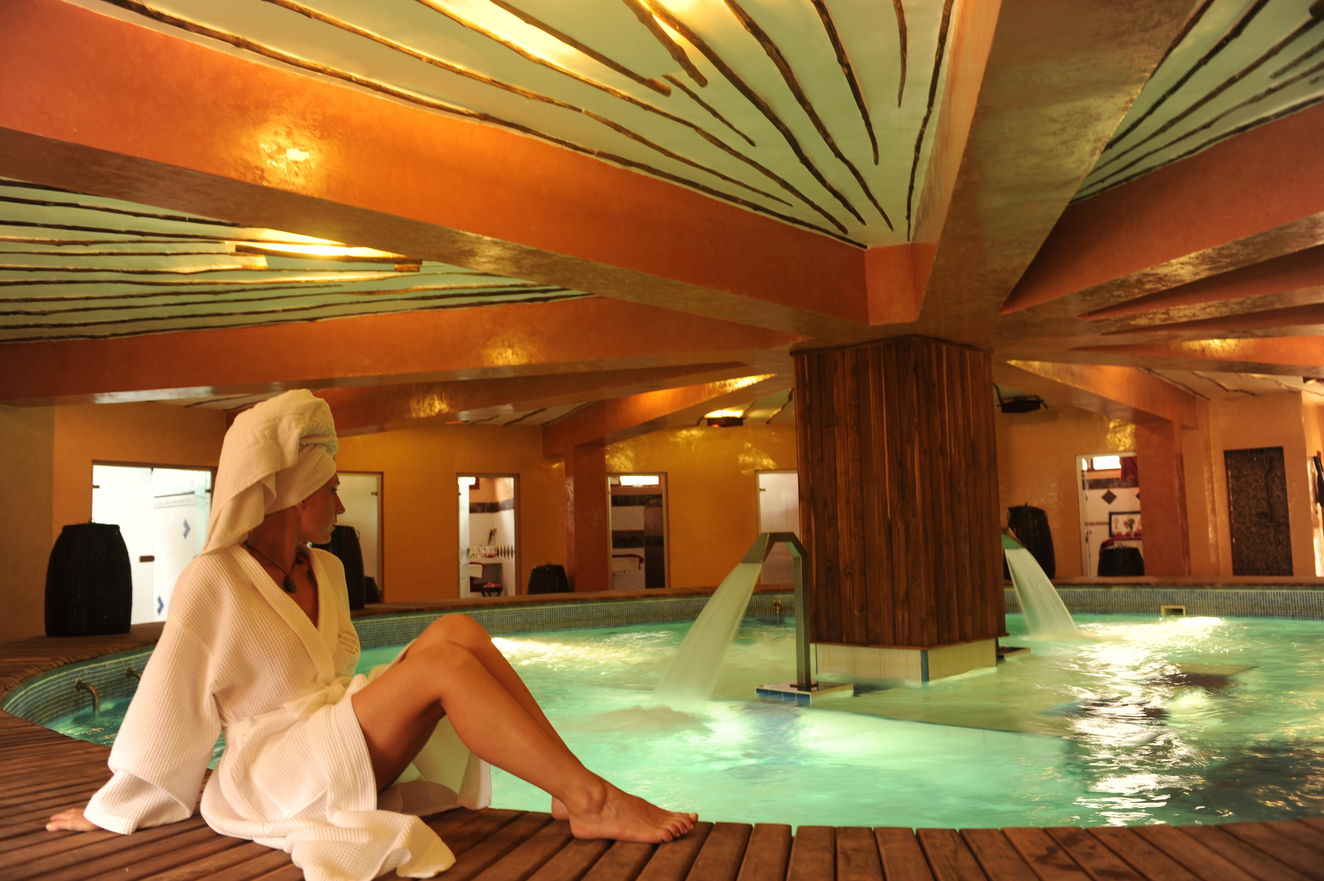 Movenpick Resort Lamantin Saly Exterior photo