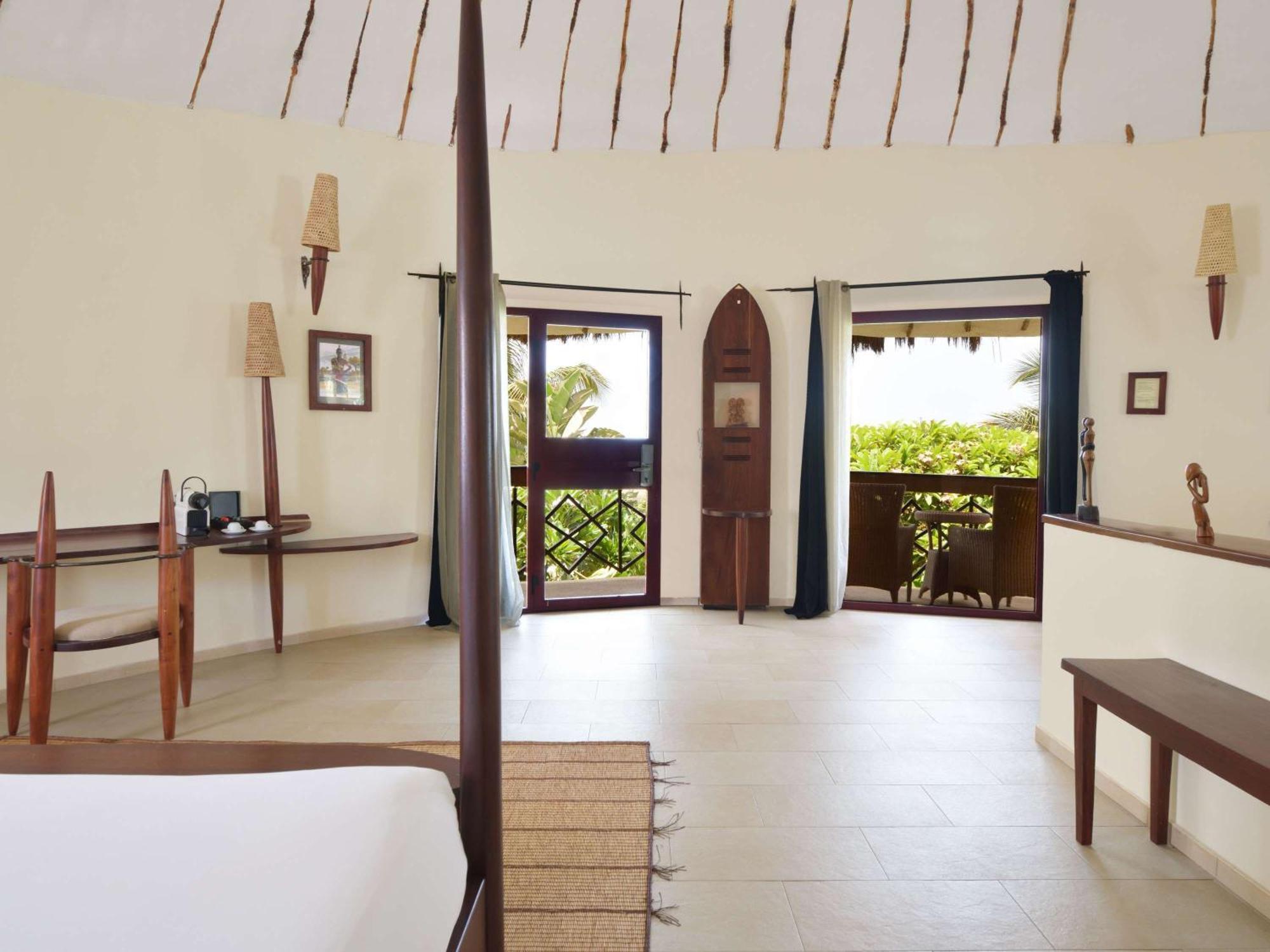 Movenpick Resort Lamantin Saly Exterior photo