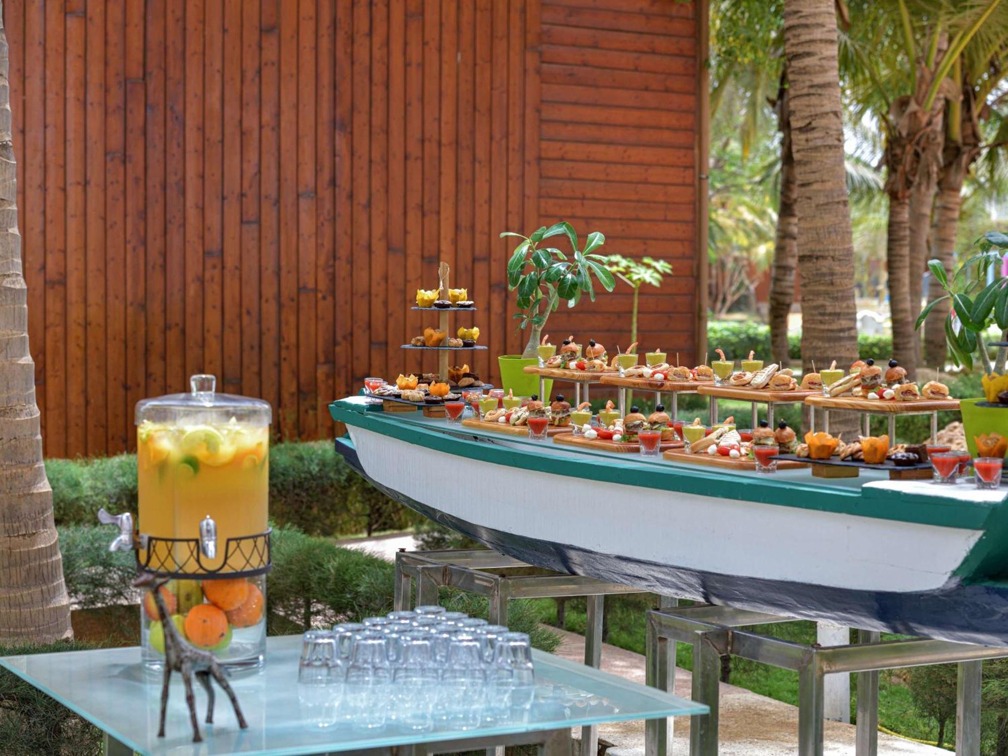 Movenpick Resort Lamantin Saly Exterior photo