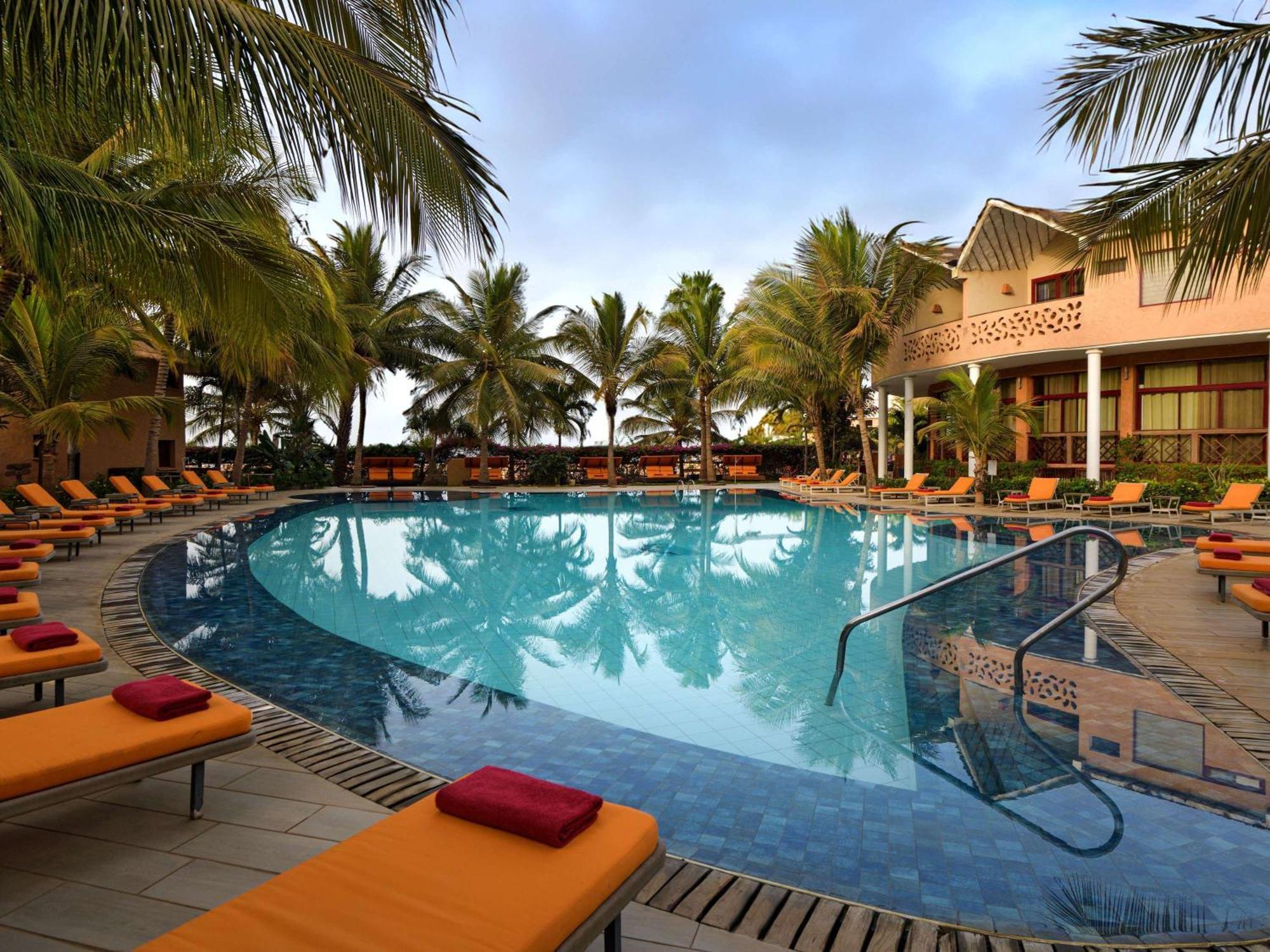 Movenpick Resort Lamantin Saly Exterior photo